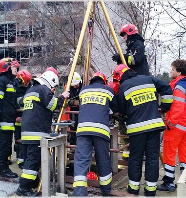 Zdjęcie przedstawiające straż pożarną 